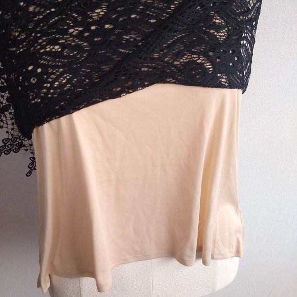 Altar'd State Lace Overlay Sleeveless Tuni… - Picture 7 of 11